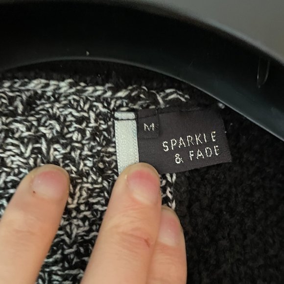 Black and Grey Cardigan - Picture 2 of 2